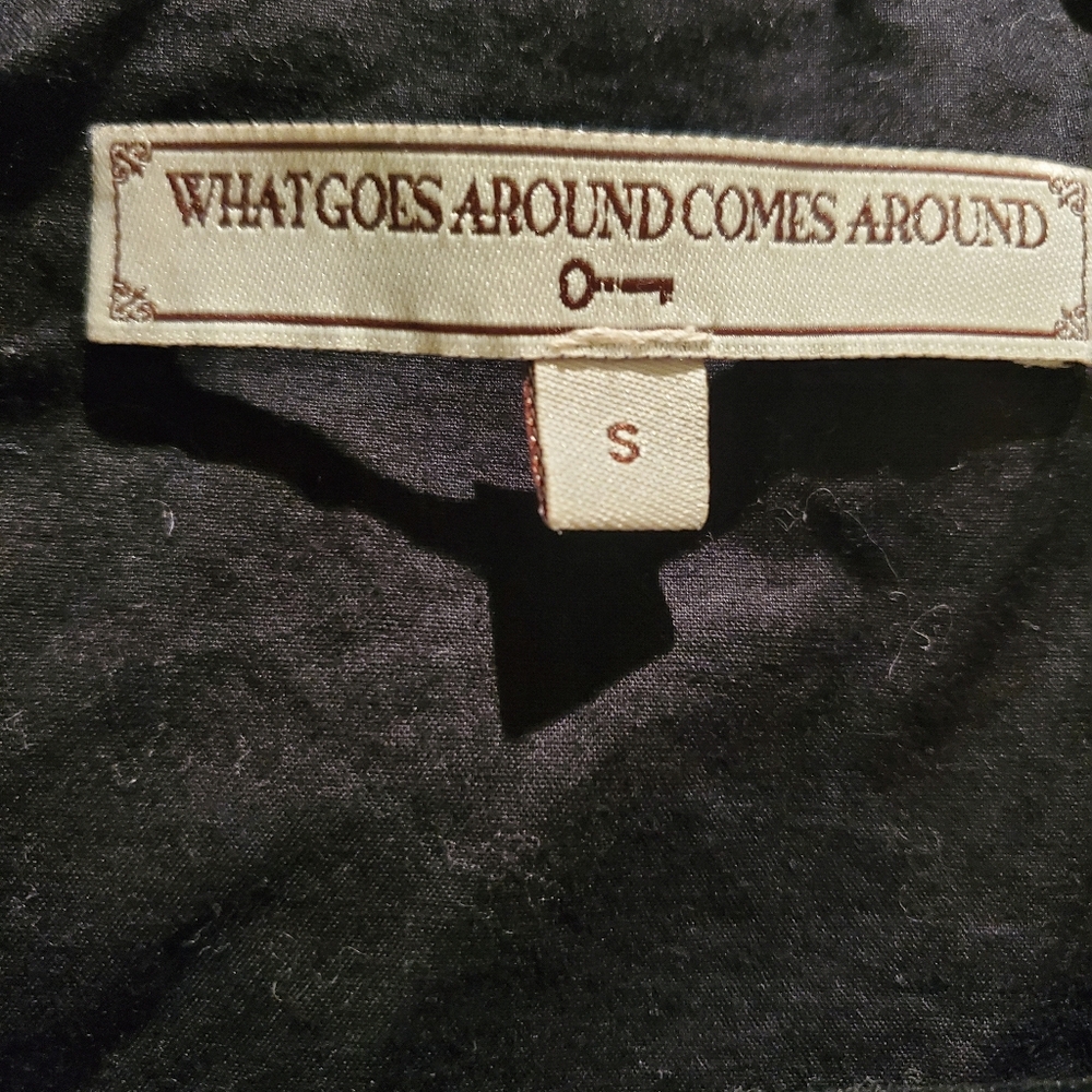 What goes around comes around Distressed Leather Vest - Picture 2 of 7
